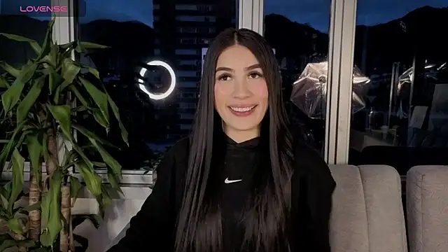 Ivanna West online show from 09/18/25, 10:39