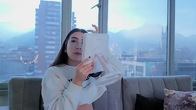 Ivanna West online show from 12/01/25, 11:48