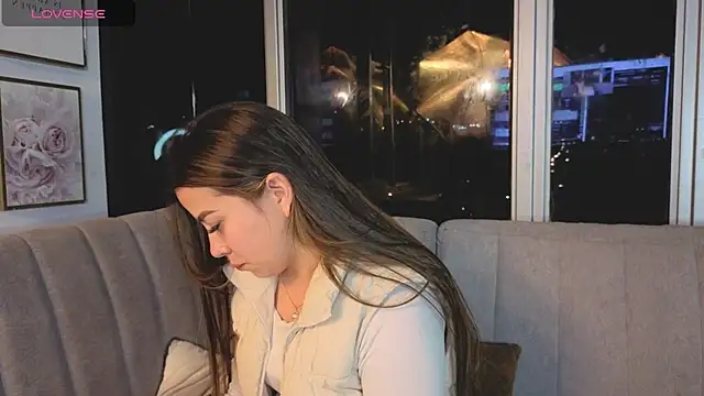 Snapshot of Ivanna_West chatting on 05/07/26, 10:09 Ivanna West online show from 05/07/26, 10:09