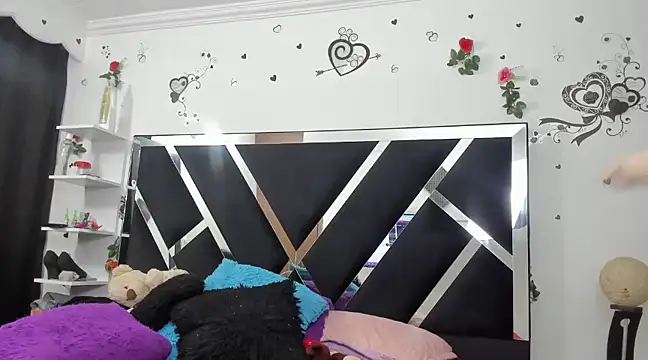 vemon room online show from 02/15/25, 10:42