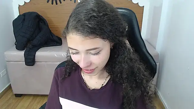 danatella a online show from 10/08/25, 01:58