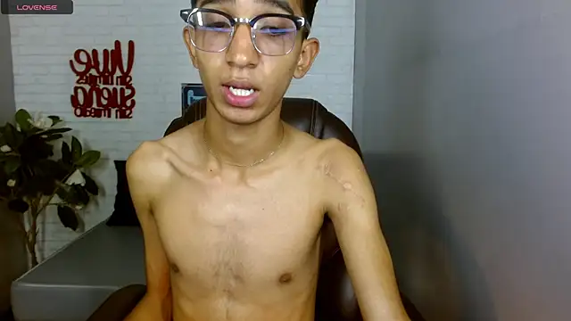 Martin Linares online show from 02/24/25, 04:47