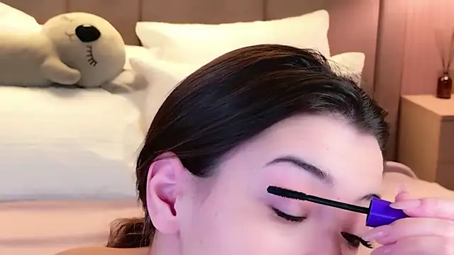 Alice Deleon online show from 11/24/25, 06:13