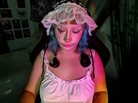 blue katt online show from 10/18/25, 09:48