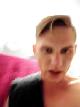 Ruanie online show from 04/14/26, 04:57