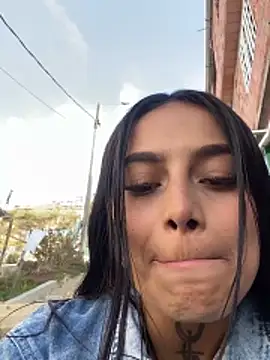 Emily sharlot online show from 11/11/25, 11:32