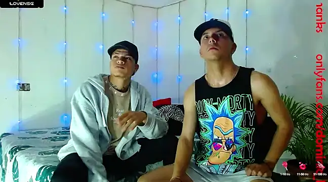 Snapshot of Dominic_hanks777 chatting on 02/19/25, 06:22 Dominic hanks777 online show from 02/19/25, 06:22