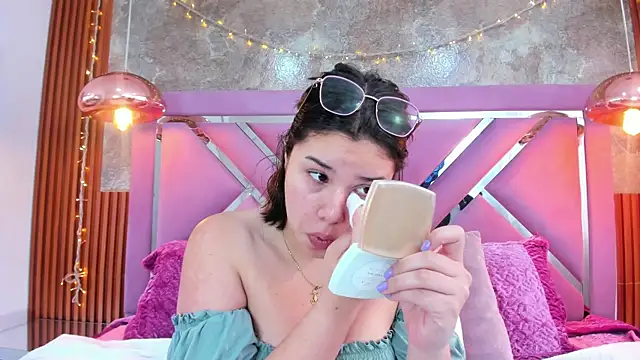 EmmaSulivan online show from 11/07/25, 12:49