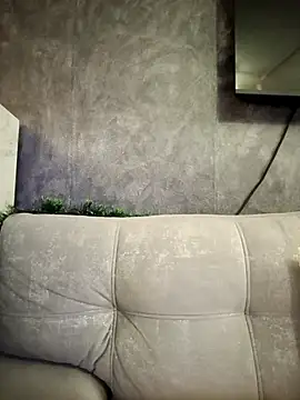 EmmaSulivan online show from 12/15/25, 07:01