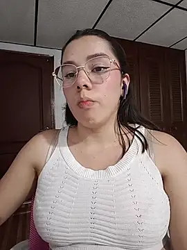 EmmaSulivan online show from 04/09/26, 11:21