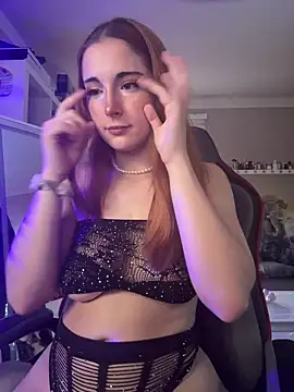 sexymelli18 online show from 09/19/25, 05:46