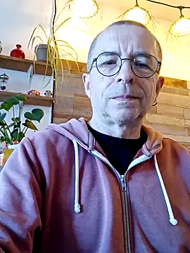 Xavspank2 online show from 03/24/26, 08:52