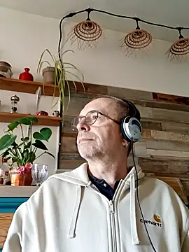 Xavspank2 online show from 03/27/26, 08:37