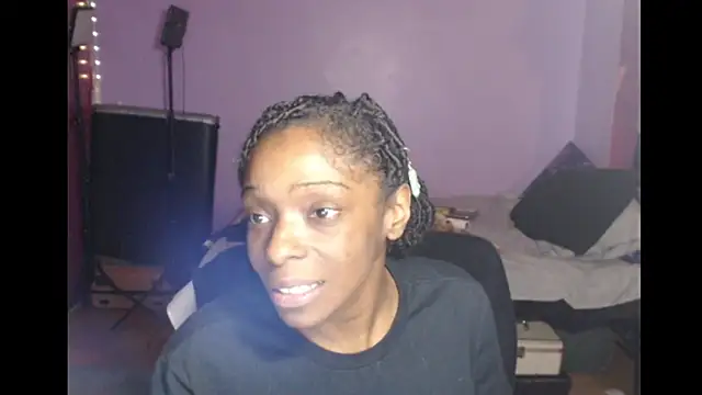 Snapshot of TheSophiaMorgan chatting on 03/22/25, 01:11 TheSophiaMorgan online show from 03/22/25, 01:11