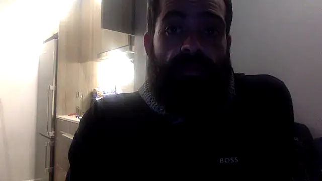 Snapshot of guccititi chatting on 09/23/25, 02:25 guccititi online show from 09/23/25, 02:25