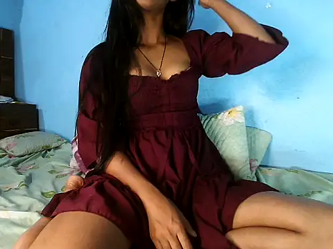 Snapshot of naughtygirl_2 chatting on 04/06/26, 11:33 naughtygirl 2 online show from 04/06/26, 11:33