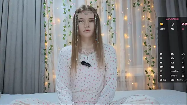 Snapshot of CarolinePepper chatting on 01/17/26, 02:00 CarolinePepper online show from 01/17/26, 02:00