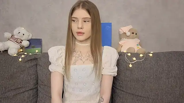 CarolinePepper online show from 05/31/26, 01:18