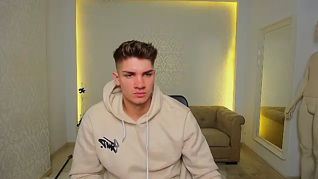 MaxKaiden online show from 11/09/25, 05:28