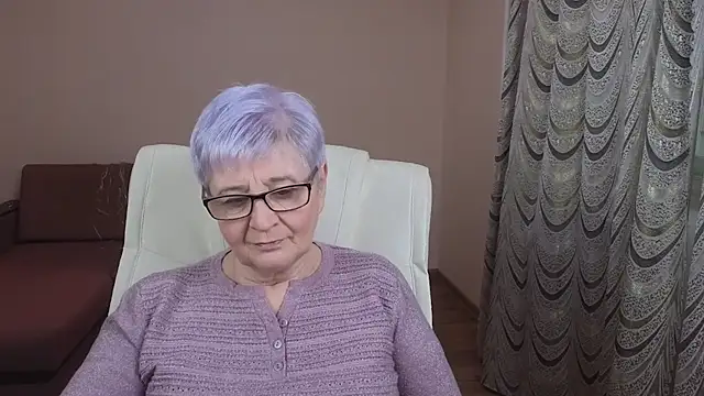 Snapshot of Sandra_Snowflake chatting on 03/12/25, 05:24 Sandra Snowflake online show from 03/12/25, 05:24