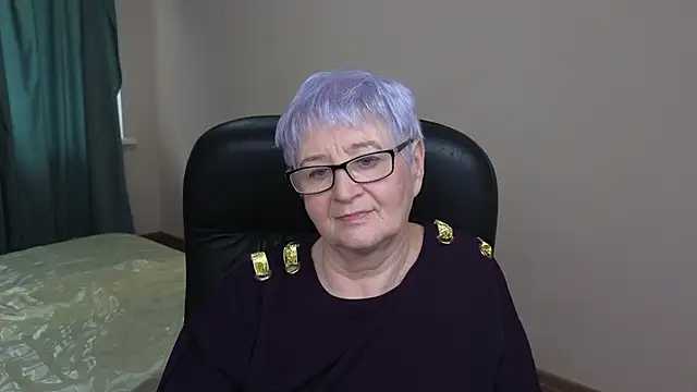 Snapshot of Sandra_Snowflake chatting on 03/14/25, 07:04 Sandra Snowflake online show from 03/14/25, 07:04