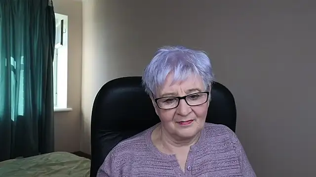 Snapshot of Sandra_Snowflake chatting on 03/20/25, 07:03 Sandra Snowflake online show from 03/20/25, 07:03