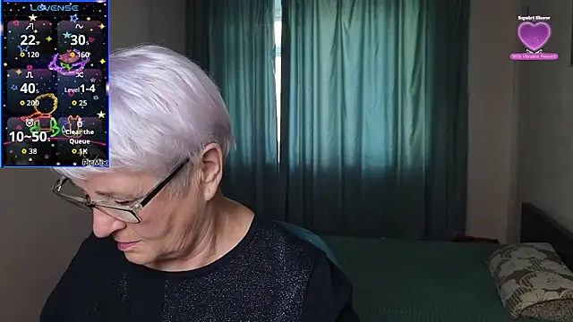 Snapshot of Sandra_Snowflake chatting on 10/02/25, 12:12 Sandra Snowflake online show from 10/02/25, 12:12