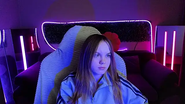 Dyna bae online show from 11/27/25, 09:11