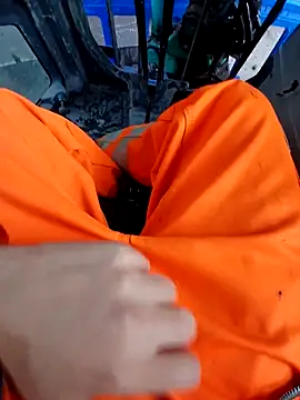 Snapshot of Eusuntnoulgigolo chatting on 02/16/26, 04:47 Eusuntnoulgigolo online show from 02/16/26, 04:47