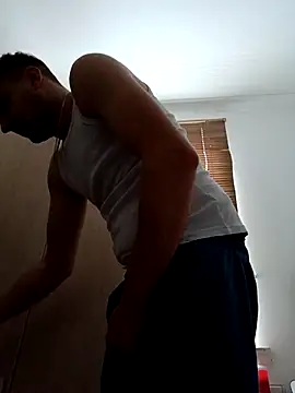 Snapshot of Eusuntnoulgigolo chatting on 03/01/26, 09:22 Eusuntnoulgigolo online show from 03/01/26, 09:22