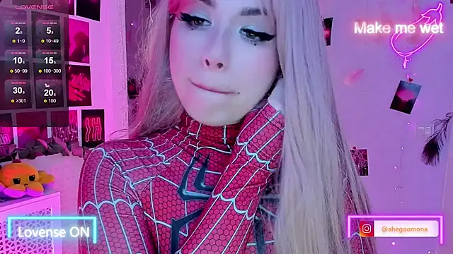 Snapshot of Sparkle_Mona chatting on 03/01/25, 04:37 Sparkle Mona online show from 03/01/25, 04:37