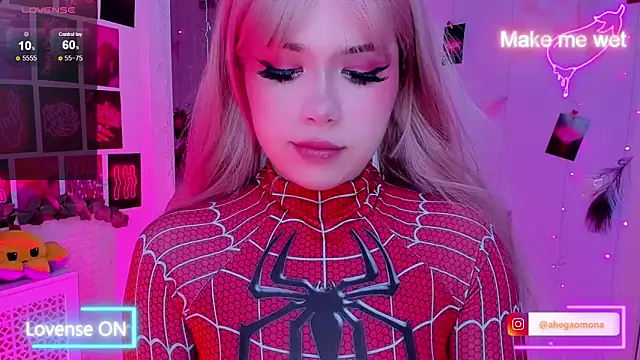 Snapshot of Sparkle_Mona chatting on 03/02/25, 02:30 Sparkle Mona online show from 03/02/25, 02:30