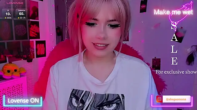 Snapshot of Sparkle_Mona chatting on 03/03/25, 05:31 Sparkle Mona online show from 03/03/25, 05:31