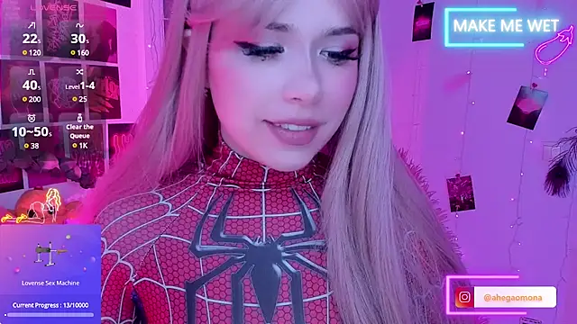 Snapshot of Sparkle_Mona chatting on 03/05/25, 12:59 Sparkle Mona online show from 03/05/25, 12:59