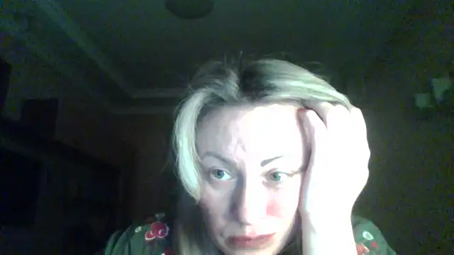 Snapshot of Mary888x chatting on 03/03/25, 08:54 Mary888x online show from 03/03/25, 08:54