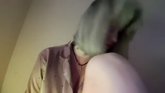 Snapshot of Mary888x chatting on 09/18/25, 03:36 Mary888x online show from 09/18/25, 03:36