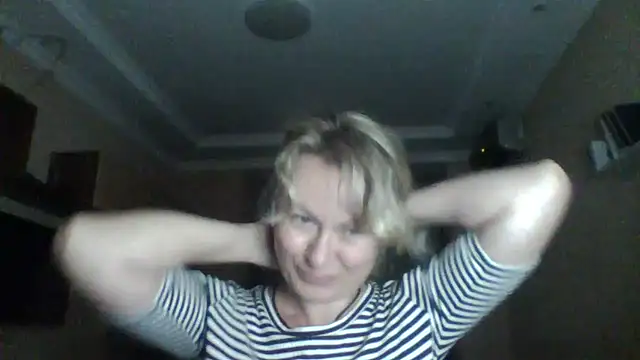 Snapshot of Mary888x chatting on 10/04/25, 07:45 Mary888x online show from 10/04/25, 07:45