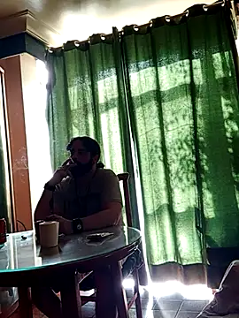 Snapshot of serpensy chatting on 09/11/25, 03:56 serpensy online show from 09/11/25, 03:56