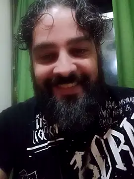 Snapshot of serpensy chatting on 09/14/25, 07:35 serpensy online show from 09/14/25, 07:35