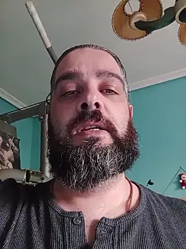 Snapshot of serpensy chatting on 10/22/25, 02:17 serpensy online show from 10/22/25, 02:17