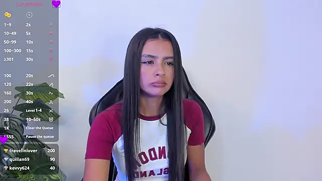 katia foxxx  online show from 03/11/25, 08:20
