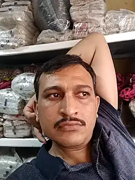 Snapshot of robis12314 chatting on 02/16/25, 09:37 robis12314 online show from 02/16/25, 09:37