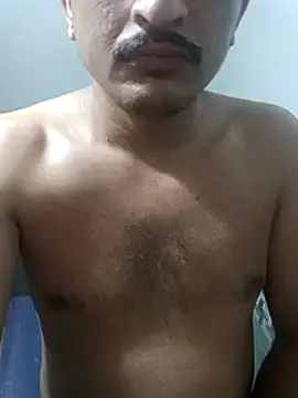 Snapshot of robis12314 chatting on 03/02/25, 07:43 robis12314 online show from 03/02/25, 07:43