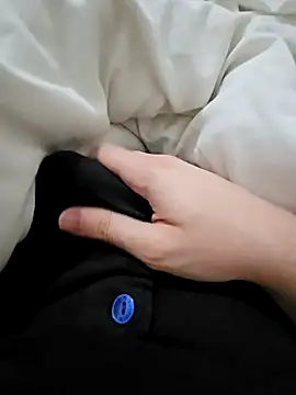 Snapshot of skiciyunis chatting on 11/02/25, 09:06 skiciyunis online show from 11/02/25, 09:06