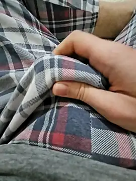 Snapshot of skiciyunis chatting on 01/12/26, 03:39 skiciyunis online show from 01/12/26, 03:39