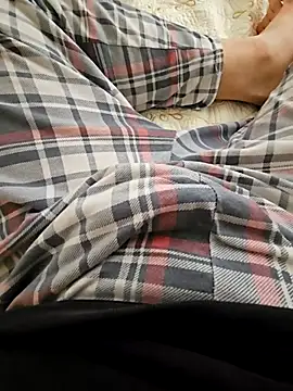 Snapshot of skiciyunis chatting on 02/13/26, 01:40 skiciyunis online show from 02/13/26, 01:40