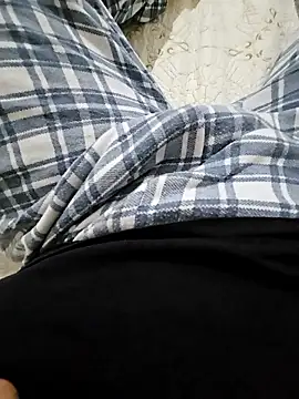 Snapshot of skiciyunis chatting on 02/16/26, 05:09 skiciyunis online show from 02/16/26, 05:09