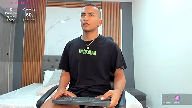 Snapshot of Rafa2004Cruz chatting on 02/19/25, 03:16 Rafa2004Cruz online show from 02/19/25, 03:16