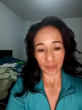 Snapshot of Coeur_de_luxure chatting on 03/10/25, 07:50 Coeur de luxure online show from 03/10/25, 07:50