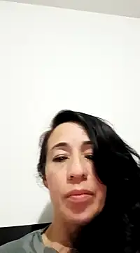 Snapshot of Coeur_de_luxure chatting on 03/15/25, 10:33 Coeur de luxure online show from 03/15/25, 10:33